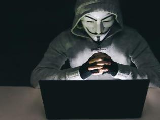 Φωτογραφία για Anonymous σε ΕΟΠΥΥ και Τράπεζα Πειραιώς: Δύο βάσεις δεδομένων στα χέρια μας – Μια λάθος κίνηση και όλα θα δημοσιευθούν