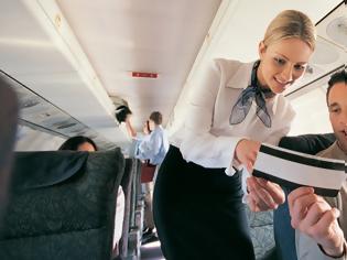 Φωτογραφία για Επάγγελμα αεροσυνοδός: Οι απίστευτες απαιτήσεις των εταιρειών