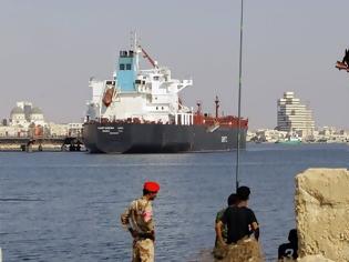 Φωτογραφία για Λιβύη: Άνοιξε μετά από τρία χρόνια το λιμάνι της Βεγγάζης
