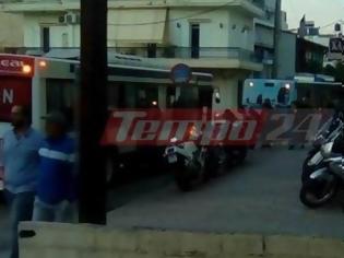 Φωτογραφία για Πάτρα: Δίκυκλο καρφώθηκε σε Αστικό λεωφορείο - Σοβαρά τραυματισμένος ο οδηγός