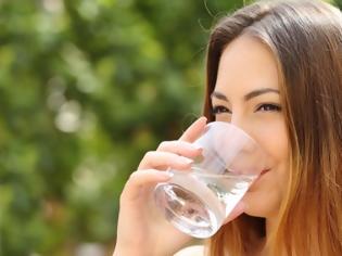 Φωτογραφία για Το άφθονο νερό μειώνει τις ουρολοιμώξεις στις γυναίκες