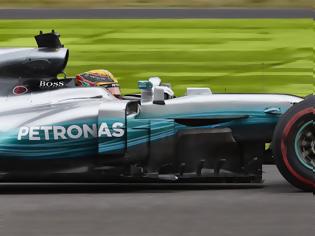 Φωτογραφία για GP Ιαπωνίας: Νίκη τίτλου για Hamilton, δράμα για Vettel