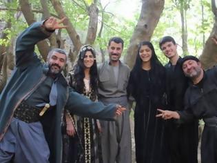 Φωτογραφία για Κούρδοι του PKK παίζουν την «Αντιγόνη» του Σοφοκλή όσο οι Τούρκοι τους βομβαρδίζουν