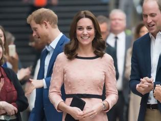 Φωτογραφία για Kate Middleton: Τελικά πόσων μηνών έγκυος είναι;