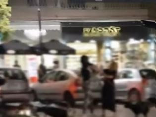 Φωτογραφία για Αγριο βρωμόξυλο μεταξύ γυναικών στο κέντρο της Θεσσαλονίκης... [video]