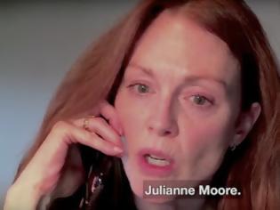 Φωτογραφία για Reject the NRA: δείτε την Julliane Moore, την Emma Stone, τον Moby να τηλεφωνούν στο Κογκρέσο