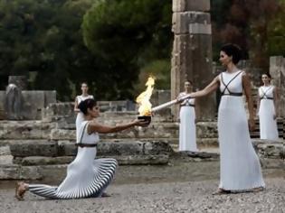 Φωτογραφία για Πραγματοποιήθηκε στην Αρχαία Ολυμπία η τελετή αφής της Ολυμπιακής Φλόγας,