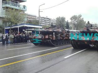 Φωτογραφία για Έτριξαν τη γη τα άρματα μάχης στην παρέλαση της Θεσσαλονίκης! (ΦΩΤΟ+VIDEO)