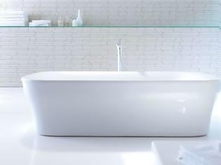 Φωτογραφία για Απίστευτο κόλπο θα σας λύσει τα χέρια: Πώς να καθαρίζεται εύκολα την μπανιέρα από άλατα και βρωμιές