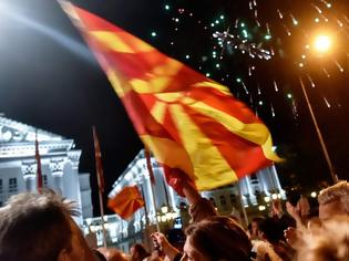 Φωτογραφία για Το «μπαλάκι» στο λαό: Το ΝΑΤΟ κατασκευάζει δύο νέες βάσεις στα Βαλκάνια – Πάμε σε δημοψήφισμα και ένταξη άρον-άρον της ΠΓΔΜ στη Συμμαχία 35 SHARES