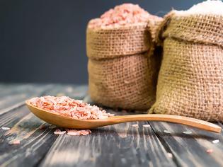 Φωτογραφία για Λευκό vs καστανό ρύζι: Ποιες οι διαφορές στη διατροφική τους αξία