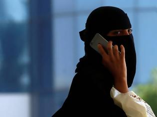 Φωτογραφία για Σαουδική Αραβία: Μετά την οδήγηση, οι γυναίκες επιτρέπεται να πηγαίνουν και στο γήπεδο