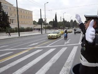 Φωτογραφία για Κυκλοφοριακές ρυθμίσεις στο Σύνταγμα λόγω εκτέλεσης εργασιών τροχιοδρόμου