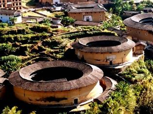 Φωτογραφία για Τulou: Τα ιστορικά σπίτια – φρούρια που βρίσκονται στη Κίνα