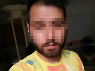 Φωτογραφία για Νεκρός 21χρονος για μία ανάρτηση στο facebook – Ξέσπασε ο πατέρας: «Πώς τον σκότωσε 20χρονη με σουγιά»
