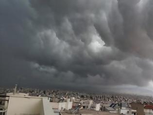 Φωτογραφία για Έκτακτο δελτίο από την ΕΜΥ: Ποιες περιοχές θα πλήξουν ισχυρές καταιγίδες αύριο Σάββατο