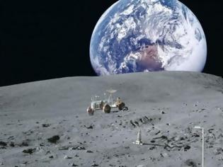 Φωτογραφία για Τα πιο περίεργα αντικείμενα που άφησαν οι άνθρωποι στη Σελήνη - Από νυχοκόπτη μέχρι οικογενειακή φωτογραφία [photos+video]