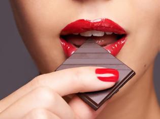 Φωτογραφία για To ήξερες πως η σοκολάτα είναι το καλύτερο φάρμακο για το βήχα;