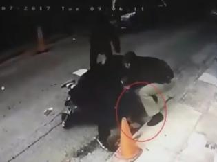 Φωτογραφία για Βίντεο ντοκουμέντο: H σύλληψη του δολοφόνου της Δώρας σε γειτονιά της Ριζούπολης