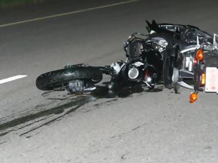 Φωτογραφία για Μετωπική σύγκρουση μηχανής με μπετονιέρα στην Άνω Βασιλική – Νεκρός 40χρονος μοτοσικλετιστής