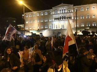 Φωτογραφία για Συλλαλητήριο του ΠΑΜΕ στο Σύνταγμα – Απροσπέλαστο το κέντρο της Αθήνας