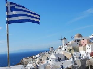 Φωτογραφία για Αφίξεις-ρεκόρ Τούρκων τουριστών στην Ελλάδα: Ποιες πόλεις προτιμούν