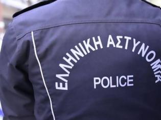 Φωτογραφία για Μαθητές βρήκαν μέσα στο σχολείο τους πυροβόλο όπλο με τέσσερις γεμιστήρες!