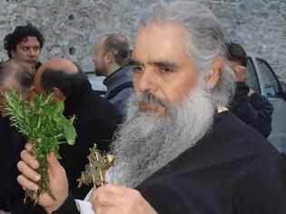 Φωτογραφία για 9822 - Στην πατρίδα του την Κύπρο μεταβαίνει ο Ηγούμενος της Ιεράς Μονής Γρηγορίου Αγίου Όρους