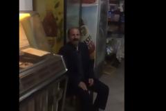 ΑΚΟΥΣΤΕ ΤΟΝ: Ο ΜΠΑΜΠΗΣ ΣΚΕΝΤΟΣ τραγουδά παραδοσιακά σε Καφενείο στο ΑΡΧΟΝΤΟΧΩΡΙ