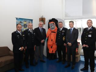 Φωτογραφία για Δωρεά πέντε στολών χημικής προστασίας από την εταιρεία «Διεθνής Αερολιμένας Αθηνών ΑΕ»