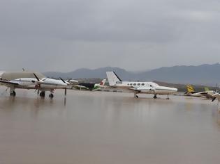 Φωτογραφία για Μέγαρα: Το αεροδρόμιο έγινε υδατοδρόμιο - Δείτε τις εικόνες