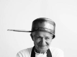 Φωτογραφία για Άρθουρ Γιαννακόπουλος: Ο 80χρονος Έλληνας σεφ που διέπρεψε στην Αυστραλία