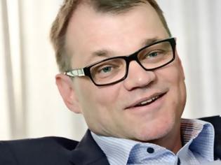 Φωτογραφία για Φινλανδία: Υφυπουργός κρύφτηκε στο πορτ-μπαγκάζ για να συναντηθεί μυστικά με τον πρωθυπουργό