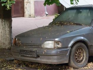 Φωτογραφία για Ένας άνδρας ξέχασε που είχε παρκάρει και βρήκε το αμάξι του 20 χρόνια μετά!