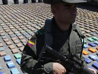 Φωτογραφία για Κολομβία: Κατασχέθηκαν 2,3 τόνοι κοκαΐνης -Κατέστρεψαν εργοστάσιο παρασκευής