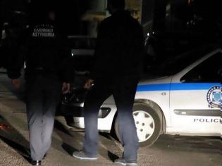 Φωτογραφία για Αστυνομικός μεταξύ των συλληφθέντων για τη συμπλοκή σε μπαρ του Αγρινίου