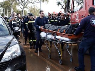 Φωτογραφία για Εντοπίστηκε κι άλλος νεκρός στη Μάνδρα - 21 τα θύματα της τραγωδίας