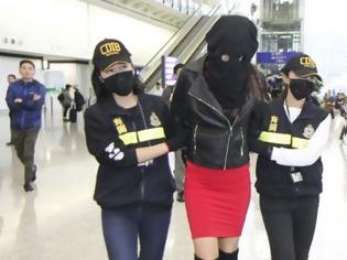 Φωτογραφία για Συνελήφθη στο αεροδρόμιο του Χονγκ Κονγκ 19χρονο μοντέλο από την Ελλάδα για μεταφορά κοκαΐνης