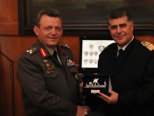 Φωτογραφία για Συνάντηση Αρχηγού ΓΕΝ με τον Αρχηγό του Γενικού Επιτελείου Εθνικής Φρουράς Κύπρου