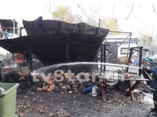 Φωτογραφία για Κίνδυνος από φωτιά σε αποθήκη με φιάλες προπανίου κοντά σε σπίτια [photos]