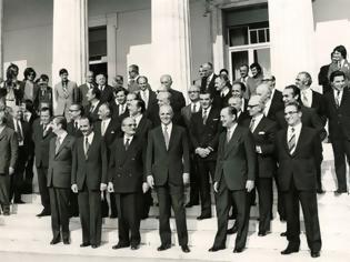 Φωτογραφία για Καραμανλής - Αρχεία '74: «Αν είχομεν κατορθώσει να αναθεωρήσωμεν το Σύνταγμα, η Δημοκρατία δεν θα έπιπτεν»