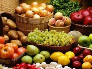 Φωτογραφία για Προσοχή: Αυτή είναι η λίστα με τα πιο μολυσμένα φρούτα και λαχανικά - Σοβαροί κίνδυνοι για την υγεία