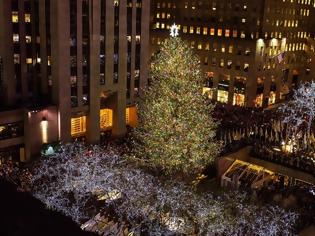 Φωτογραφία για Έλαμψε στη Νέα Υόρκη το δέντρο των Χριστουγέννων