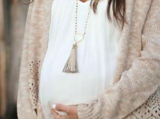 Φωτογραφία για Μικρά μυστικά για την γκαρνταρόμπα της εγκυμοσύνης
