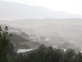 Φωτογραφία για Καταρρακτώδης βροχή και στην ΚΑΤΟΥΝΑ  (Εικόνες: Πάναγιώτης Τσούτσουρας)