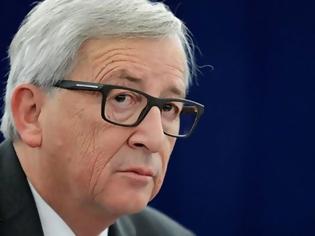 Φωτογραφία για Spiegel: Ο Γιούνκερ θέλει να χαλαρώσει τα κριτήρια της Ευρωζώνης για το χρέος