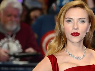 Φωτογραφία για Scarlett Johansson: Δείτε με ποιον γνωστό παρουσιαστή είναι σε σχέση