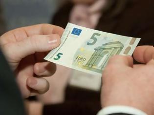 Φωτογραφία για Παραμένει το χαράτσι του ενός ευρώ στα φάρμακα