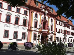 Φωτογραφία για Γερμανία: Πακέτο με χειροβομβίδα βρισκόταν από την Παρασκευή σε κυβερνητικό κτίριο