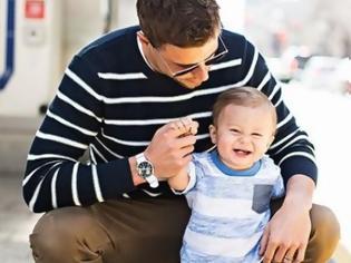 Φωτογραφία για Γιατί οι μπαμπάδες είναι τόσο σημαντικοί για τους γιους τους;